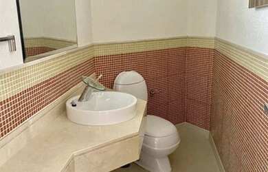 Imagem 10: Casa de alto padrão com vista panorâmica no condomínio Arujazinho