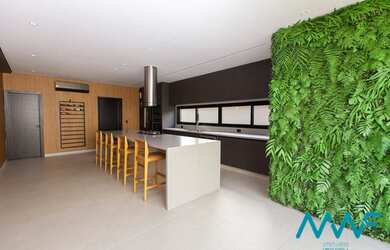 Imagem: A casa em condomínio para alugar possui 4 Dormitórios, 5 Banheiros