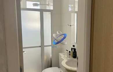 Imagem: O apartamento possui 2 Dormitórios, 1 Banheiro, 2 Vagas na