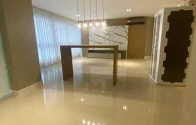 Imagem: O apartamento possui 4 Dormitórios, 4 Banheiros, 3 Vagas na