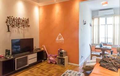 Imagem: O apartamento possui 3 Dormitórios, 1 Banheiro, 1 Vaga na garagem