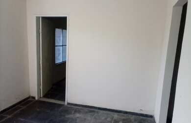 Imagem 5: Casa Venda da Cruz Quarto Perto da Igreja Batista em Venda da Cruz