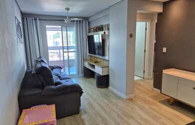 Imagem: O apartamento possui 2 Dormitórios, 2 Banheiros, 1 Vaga na