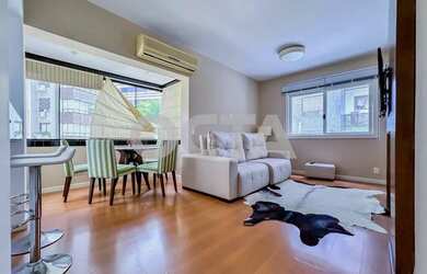 Imagem: O apartamento possui 2 Dormitórios, 2 Banheiros, 1 Vaga na