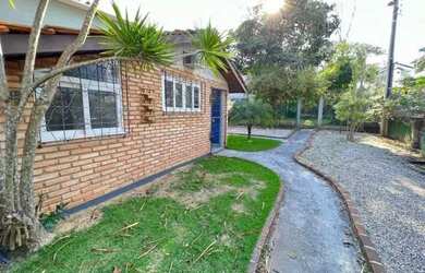 Imagem 7: Casa - Florianópolis SC. Piscina, Churrasqueira, 80m² de Áreae2 Banheiros