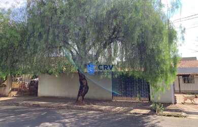 Imagem: A casa para alugar possui 2 Dormitórios, 1 Banheiro, 4 Vagas