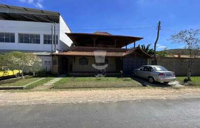 Imagem 3: Casa à venda em Campolide com 3 dormitórios sendo 1 suíte