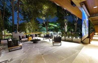 Imagem: A casa em condomínio possui 5 Dormitórios, 5 Banheiros, 4