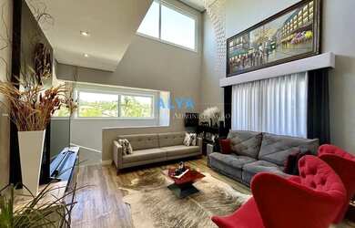 Imagem: A casa em condomínio possui 3 Dormitórios, 4 Banheiros, 2