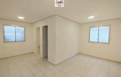 Imagem: O apartamento possui 1 Dormitório, 1 Banheiro, 50m² de Área