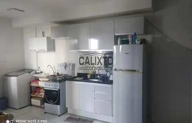 Imagem: O apartamento possui 2 Dormitórios, 1 Banheiro, 1 Vaga na garagem