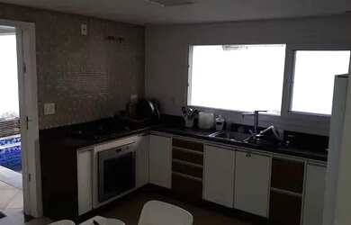 Imagem 3: Sobrado para aluguel possui 300 metros quadrados com 4 quartos em Ponta...