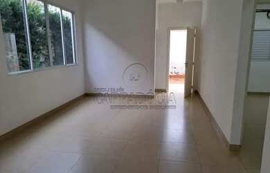 Imagem: A casa em condomínio possui 3 Dormitórios, 2 Banheiros, 2