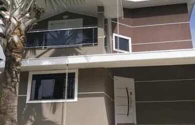 Imagem: A casa em condomínio possui 3 Dormitórios, 4 Banheiros, 4