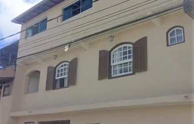 Imagem: A casa possui 5 Dormitórios, 4 Banheiros, 1 Vaga na garagem