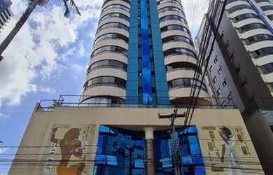 Imagem: O apartamento possui 3 Dormitórios, 4 Banheiros, 2 Vagas na