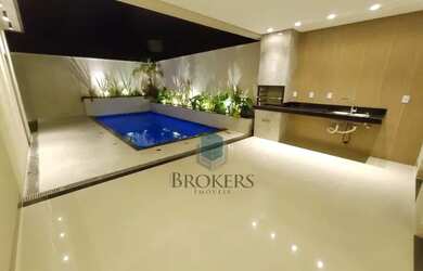 Imagem: A casa possui 3 Dormitórios, 4 Banheiros, 4 Vagas na garagem