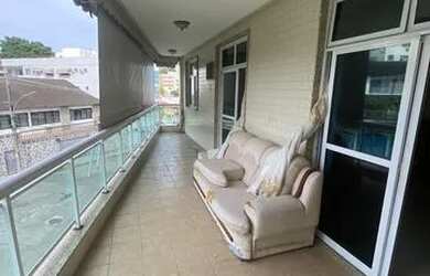 Imagem: O apartamento possui 3 Dormitórios, 2 Banheiros, 2 Vagas na