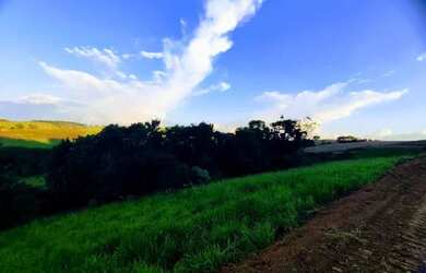 Imagem: O terreno possui 500m² de Área e está localizado em Jardim