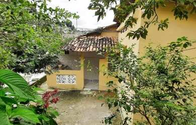 Imagem: A casa possui 5 Dormitórios, 5 Vagas na garagem e está localizado