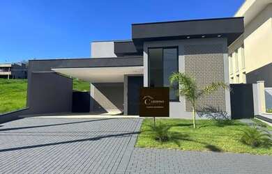 Imagem: A casa em condomínio à venda possui 3 Dormitórios, 2 Banheiros