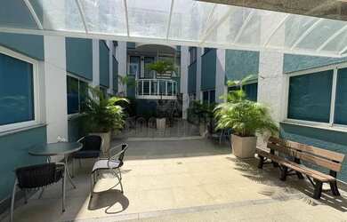 Imagem: O depósito possui 1 Vaga na garagem, 25m² de Área e está