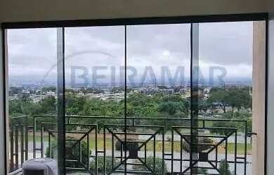 Imagem: O apartamento possui 3 Dormitórios, 1 Banheiro, 1 Vaga na garagem