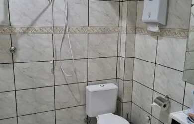 Imagem 2: Casa no bairro JD. Veneza em Volta Redonda com 4 quartos sendo 3 suítes, 2 salas