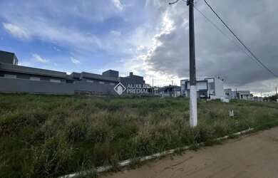 Imagem: O terreno possui 219m² de Área e está localizado em Dom