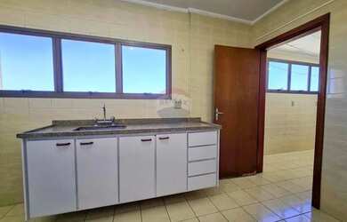 Imagem 9: Apartamento com 3 dormitórios na Vila dos Lavradores em Botucatu SP