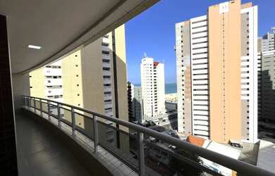 Imagem: O apartamento possui 3 Dormitórios, 3 Banheiros, 2 Vagas na