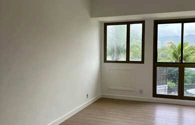 Imagem 1: LINDO APARTAMENTO EM CONDOMINIO EM FRENTE A PRAIA- QUARTO COM CLOSET E SALA COM COZINHA AM