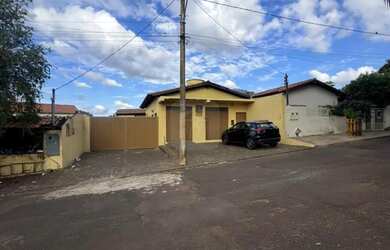 Imagem: O depósito possui 300m² de Área e está localizado em Dona