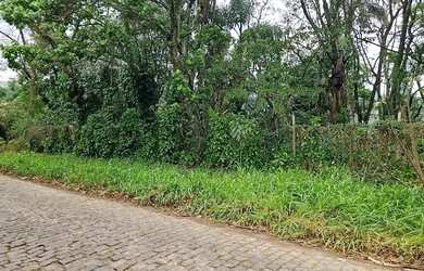 Imagem: O terreno possui 1.194m² de Área e está localizado em Roseira