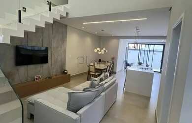 Imagem: A casa em condomínio possui 3 Dormitórios, 3 Banheiros, 2