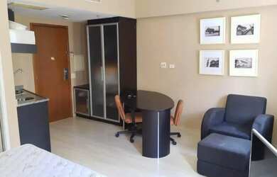 Imagem: O apartamento possui 1 Dormitório, 1 Banheiro, 1 Vaga na garagem