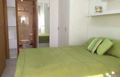 Imagem: O apartamento possui 2 Dormitórios, 1 Banheiro, 1 Vaga na garagem