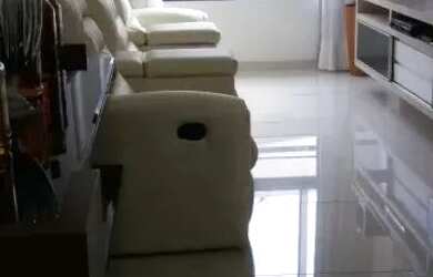 Imagem: O apartamento possui 3 Dormitórios, 3 Banheiros, 2 Vagas na