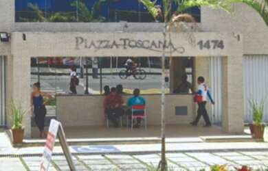 Imagem 2: Piazza Toscana. 2/4. 1 Suíte. 1 Vaga. Torre Livorno V. 148