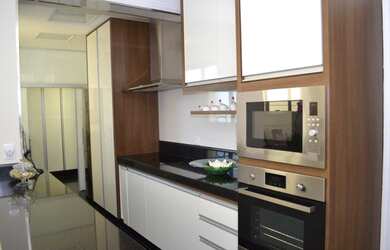 Imagem 6: Apartamento para venda com 198 metros quadrados com 3 quartos em Centro...