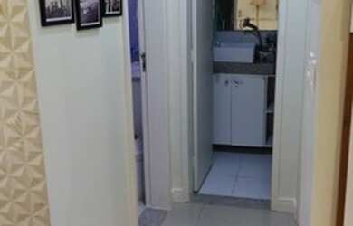 Imagem: O apartamento possui 2 Dormitórios, 2 Banheiros, 1 Vaga na