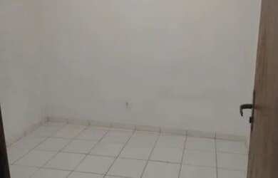 Imagem: O apartamento possui 2 Dormitórios, 1 Banheiro, 80m² de Área