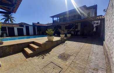 Imagem 7: Casa Espetacular em Condomínio na Freguesia