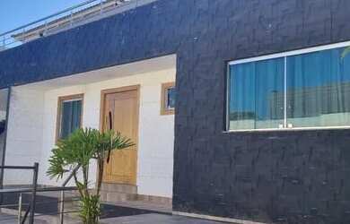 Imagem: A casa em condomínio possui 4 Dormitórios, 5 Banheiros, 4