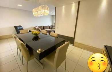 Imagem: O apartamento possui 4 Dormitórios, 4 Banheiros, 2 Vagas na