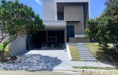 Imagem: A casa em condomínio possui 3 Dormitórios, 2 Banheiros, 4