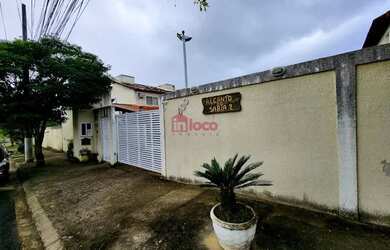 Imagem: A casa possui 2 Dormitórios, 1 Banheiro, 2 Vagas na garagem