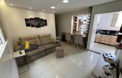 Imagem: O apartamento possui 3 Dormitórios, 2 Banheiros, 1 Vaga na