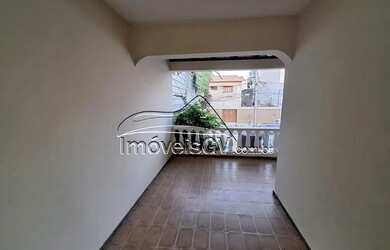 Imagem: A casa à venda possui 5 Dormitórios, 2 Banheiros, 5 Vagas