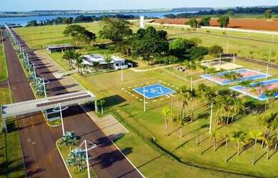 Imagem: O terreno possui 600m² de Área e está localizado em Salto